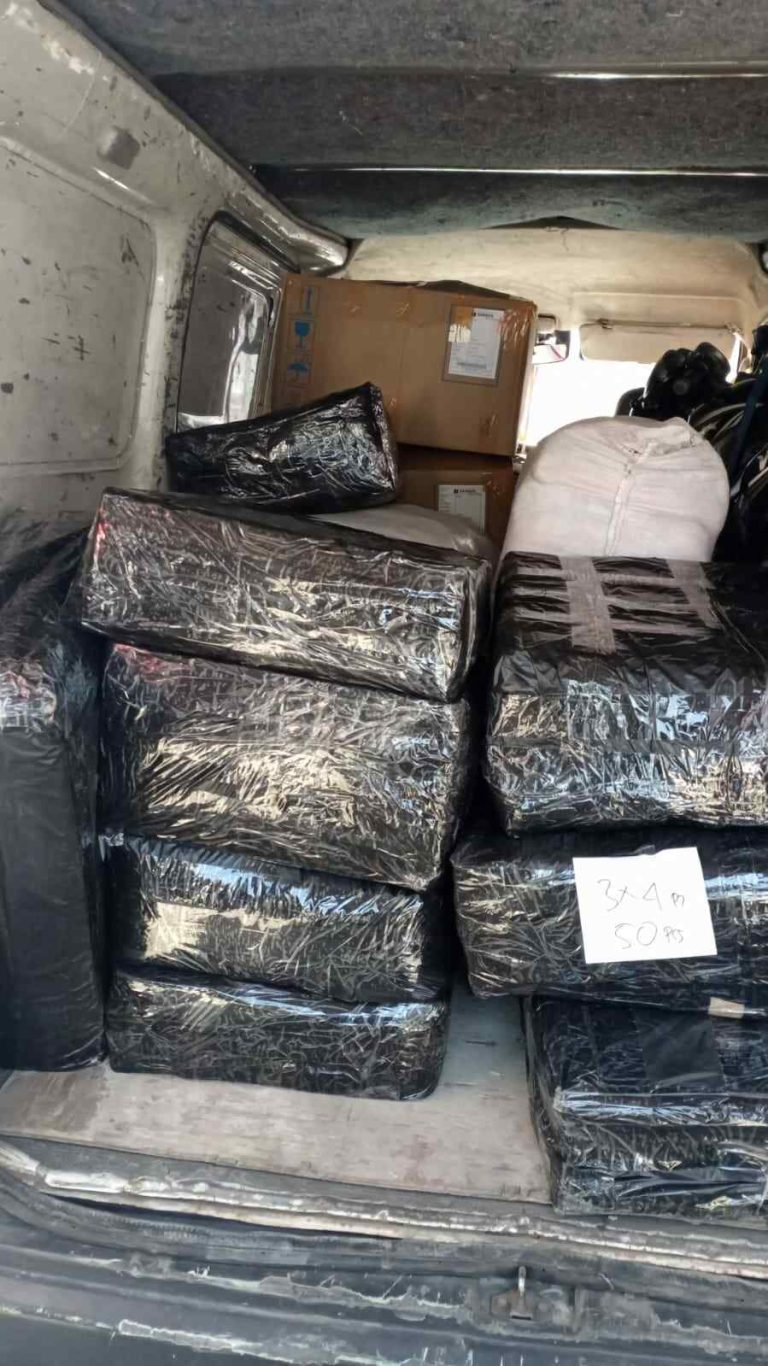 Pengiriman Kalender Caleg Partai 8